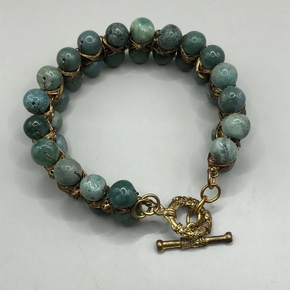 Artisan handcrafted green stone gemstone wire braid toggle clasp bracelet UNISEX